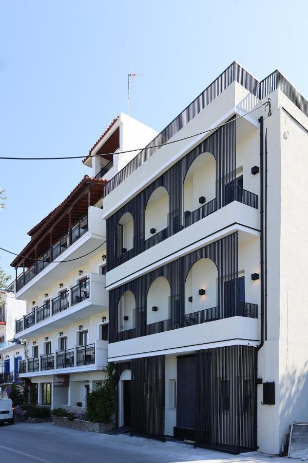 Uphill Unique Boutique Suites 스키아토스 타운 외부 사진