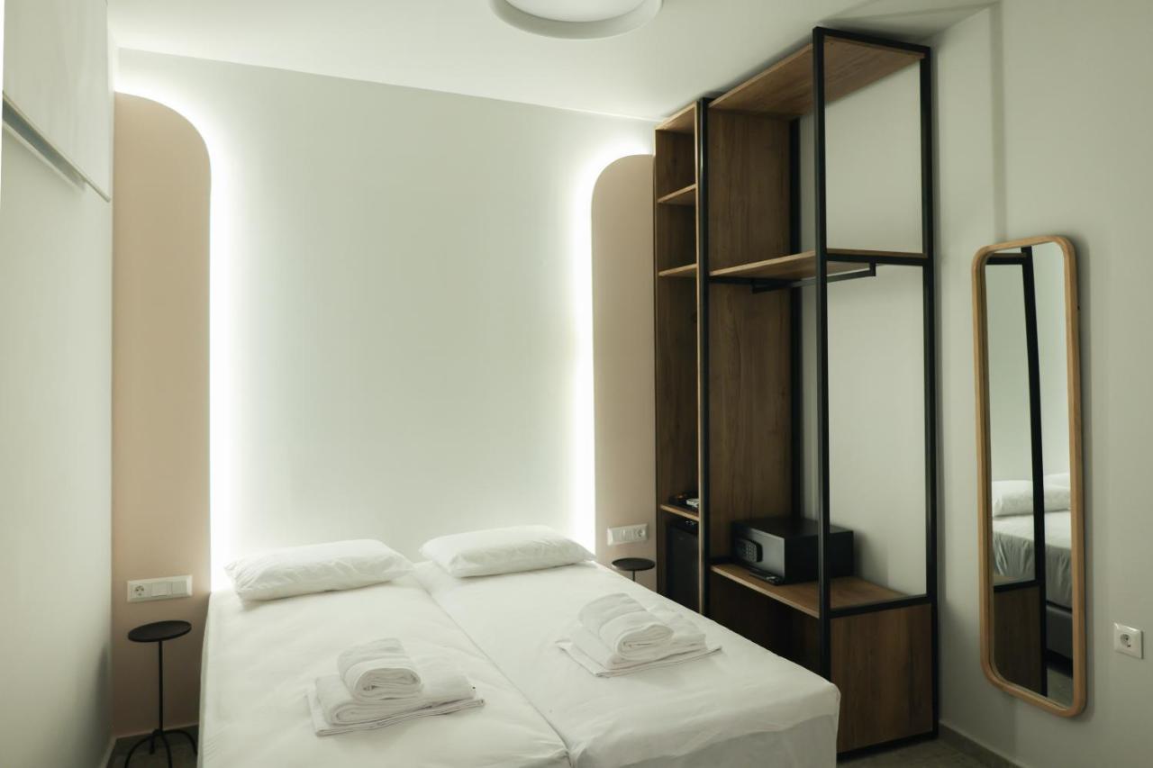 Uphill Unique Boutique Suites 스키아토스 타운 외부 사진